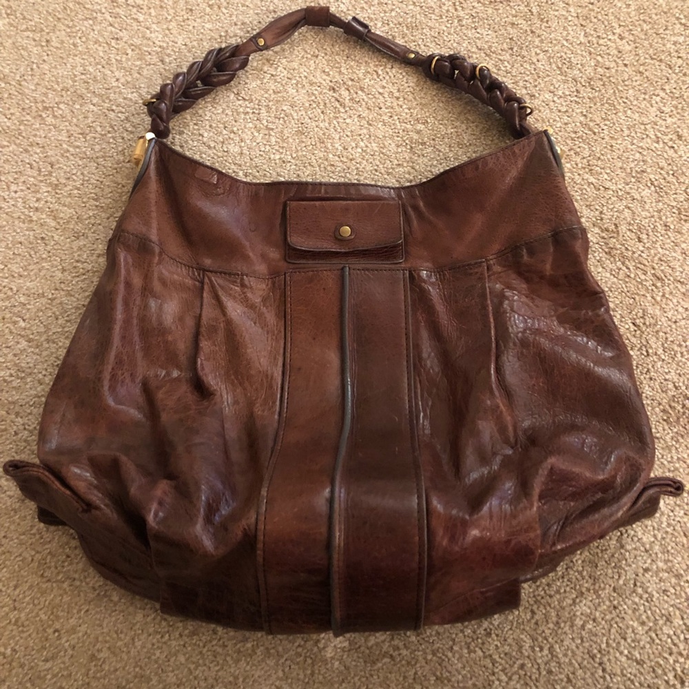 CHLOE Heloise Shoulder Bag.